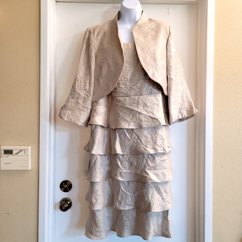 R&M Richards MOTB Dress/Cocktail Dress w/Embellished waistband